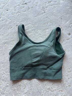 Sports bra top